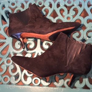 Donald J Pliner size 6 bootie retail price $268